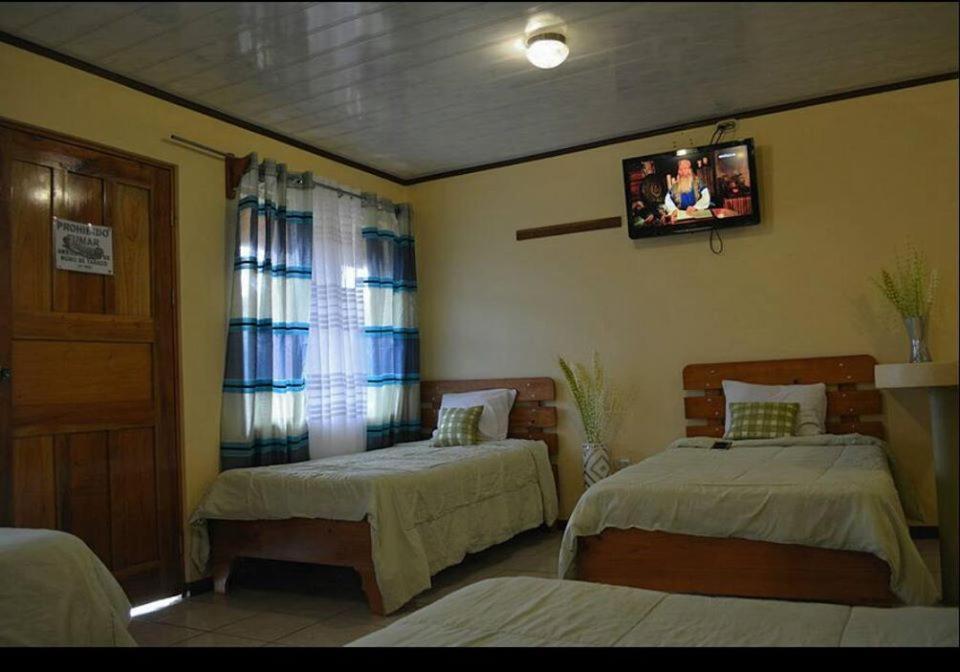 Hotel Amjeco San Isidro De El General Екстер'єр фото
